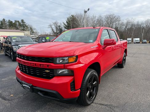 Used 2019 Chevrolet Silverado 1500 Custom w/ Custom Value Package image 2