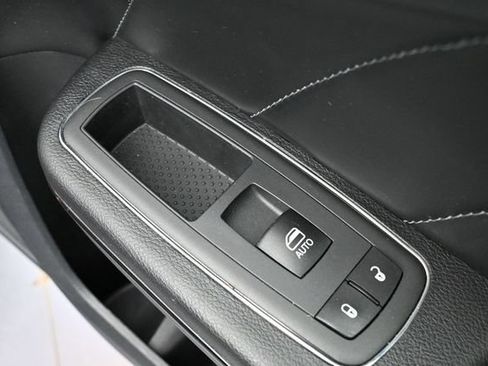 Used 2021 Dodge Charger R/T w/ Plus Group RWD image 47