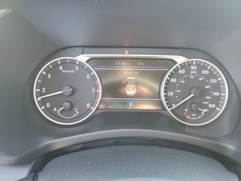 New 2025 Nissan Sentra SR image 13