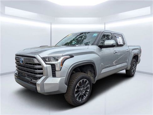 Used 2024 Toyota Tundra Limited image 7