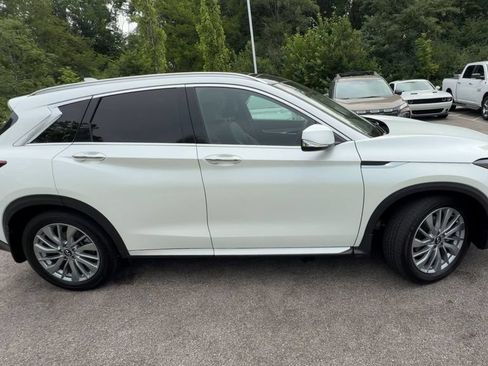 Certified 2023 INFINITI QX50 Luxe AWD/4WD image 9