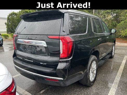 Used 2024 GMC Yukon SLT image 2