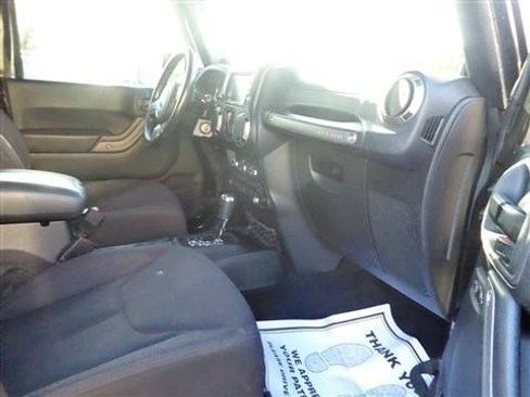 Used 2013 Jeep Wrangler Sport AWD/4WD image 15