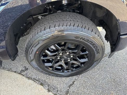 New 2026 Ford F150 XLT w/ XLT Black Appearance Package image 13