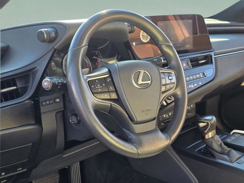 Certified 2022 Lexus ES 350 w/ Premium Package image 11