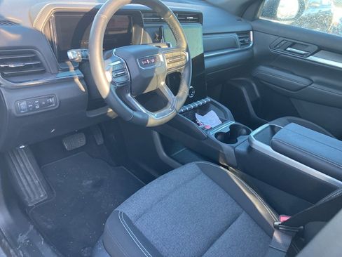 Used 2025 GMC Terrain Elevation image 5