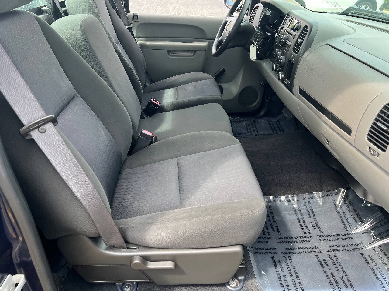 Used 2011 Chevrolet Silverado 1500 W/T RWD image 22