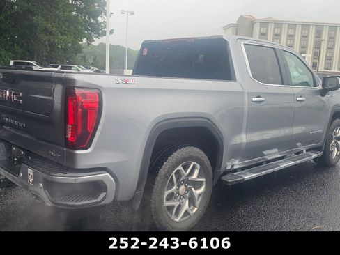 Used 2024 GMC Sierra 1500 SLT w/ SLT Premium Package AWD/4WD image 5