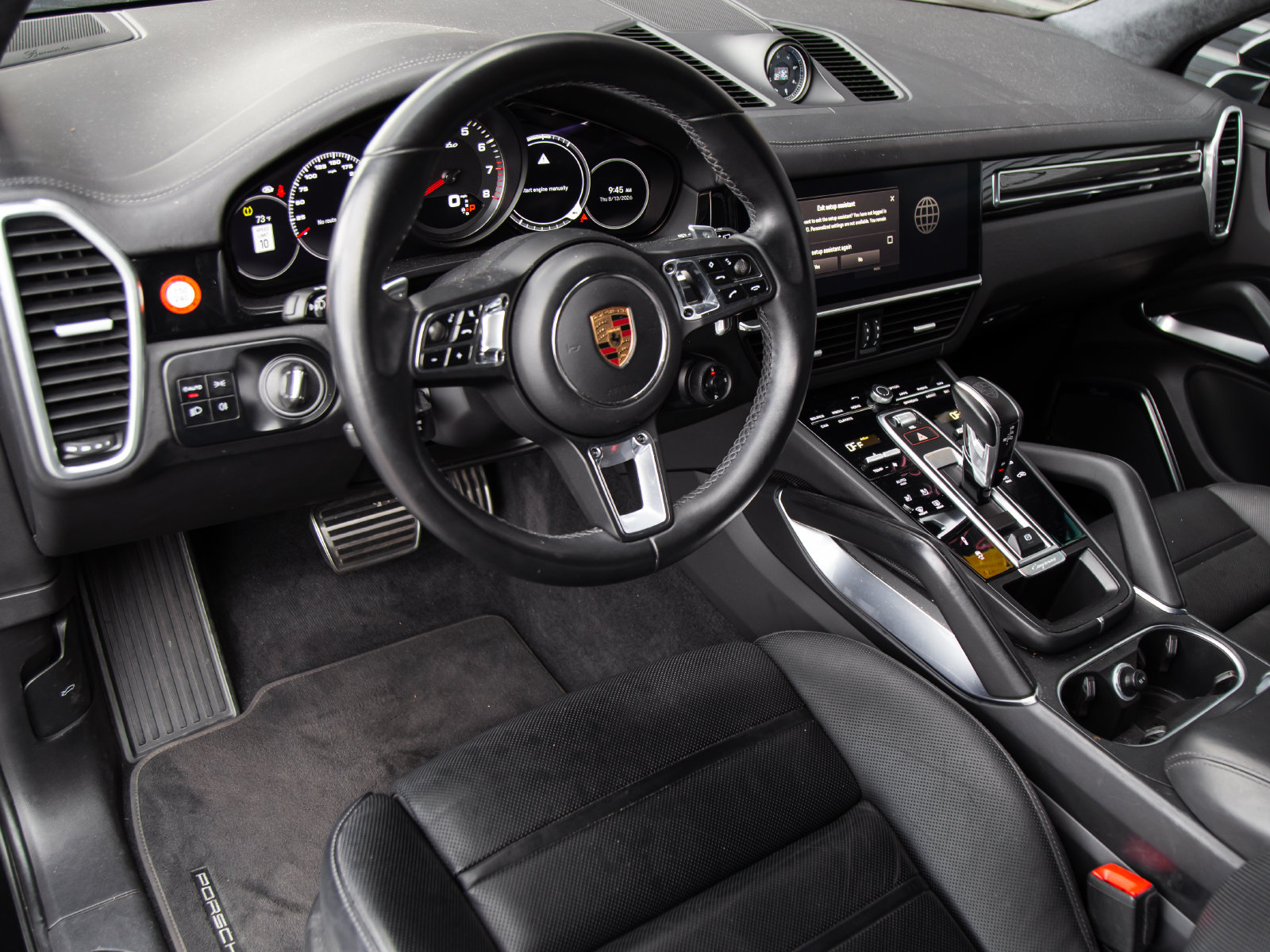 Certified 2023 Porsche Cayenne Turbo AWD/4WD image 4