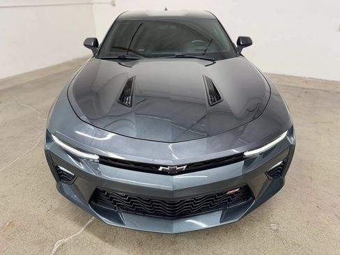Used 2016 Chevrolet Camaro SS RWD image 3