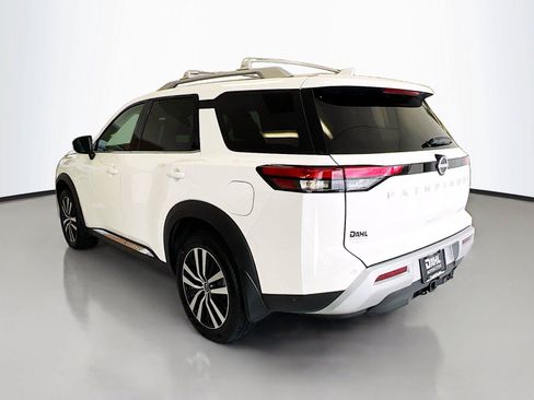 Used 2024 Nissan Pathfinder Platinum w/ Cargo Package FWD image 11
