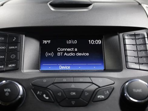 Used 2016 Ford Edge SEL AWD/4WD image 40
