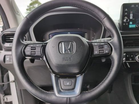 Used 2023 Honda Pilot Elite image 23