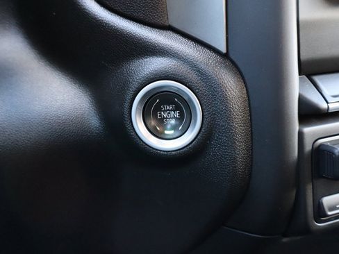 Used 2024 Chevrolet Silverado 2500 Custom w/ Custom Value Package image 13