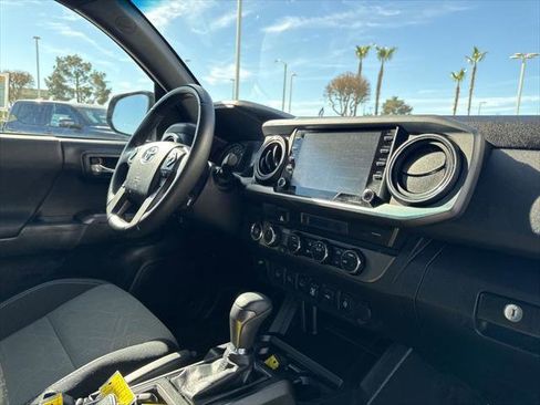Certified 2022 Toyota Tacoma TRD Sport w/ Technology Package image 20