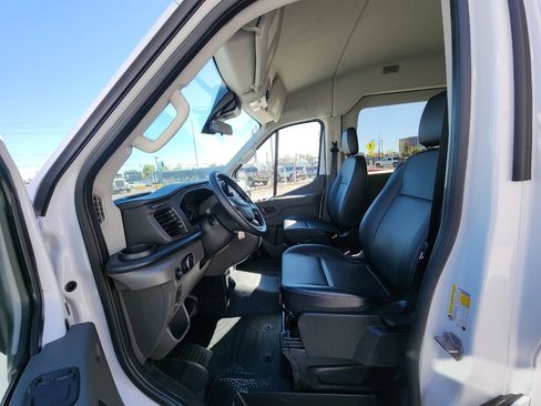 Used 2025 Ford Transit 350 XL image 11