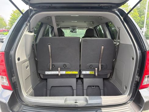 Used 2014 Kia Sedona EX FWD image 22