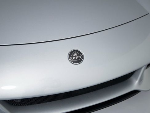 Used 2025 Lotus Emira image 38