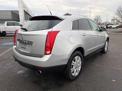 Used 2010 Cadillac SRX Luxury image 5