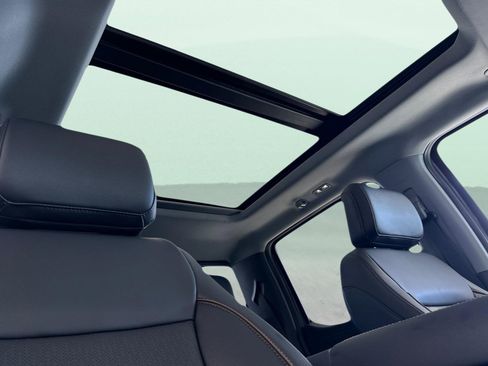 New 2026 Ford F250 Lariat w/ Black Appearance Package image 18