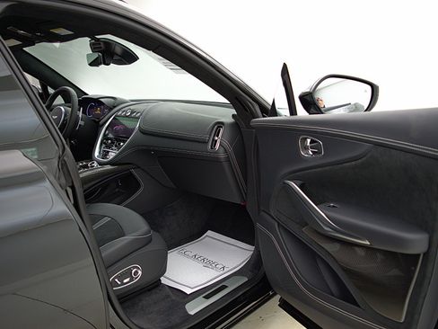 Used 2023 Aston Martin DBX 707 image 50