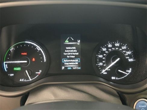 Used 2022 Toyota Sienna XSE image 22