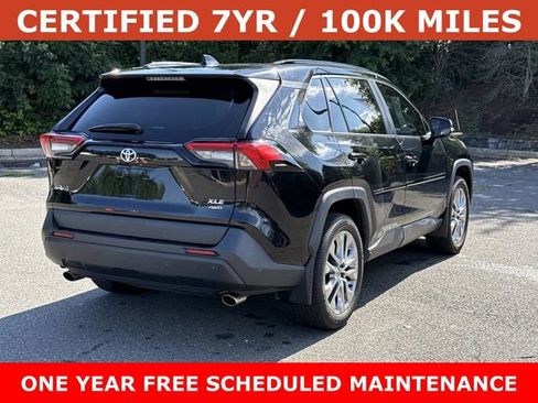 Used 2021 Toyota RAV4 XLE Premium AWD/4WD image 2