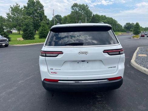 Used 2022 Jeep Grand Cherokee L Limited AWD/4WD image 5