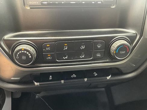 Used 2019 Chevrolet Silverado 2500 LT AWD/4WD image 20