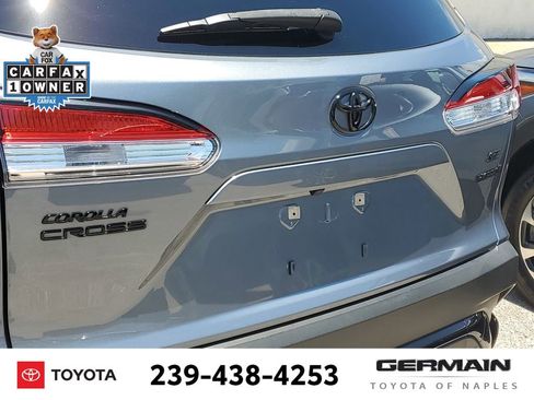 Used 2024 Toyota Corolla Cross AWD Hybrid image 18