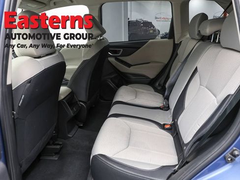 Used 2022 Subaru Forester AWD/4WD image 21