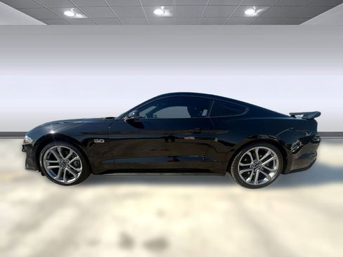 Used 2022 Ford Mustang GT Premium w/ Equipment Group 401A image 2