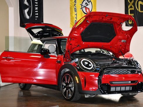 Used 2023 MINI Cooper S FWD image 89