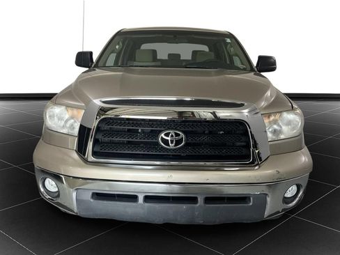 Used 2008 Toyota Tundra 4x4 CrewMax w/ Tow Pkg image 8