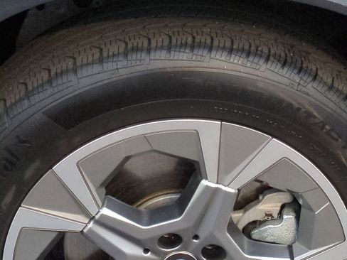 Certified 2025 BMW X1 xDrive28i w/ Technology Package image 12