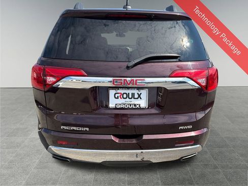 Used 2017 GMC Acadia Denali w/ Technology Package AWD/4WD image 5