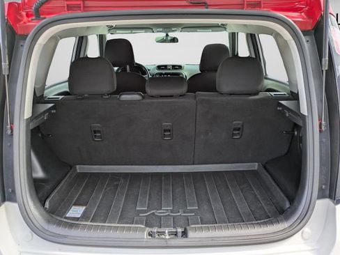 Used 2018 Kia Soul + FWD image 9