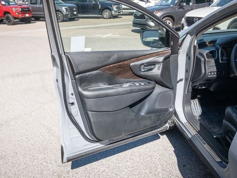 Used 2024 Nissan Murano Platinum w/ Cargo Package image 12