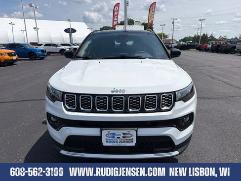 Used 2025 Jeep Compass Limited AWD/4WD image 8