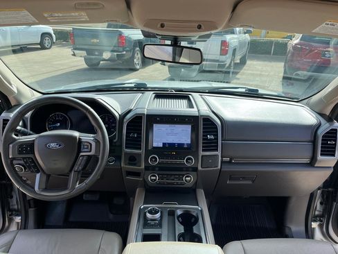 Used 2020 Ford Expedition Max XLT w/ Equipment Group 202A image 14