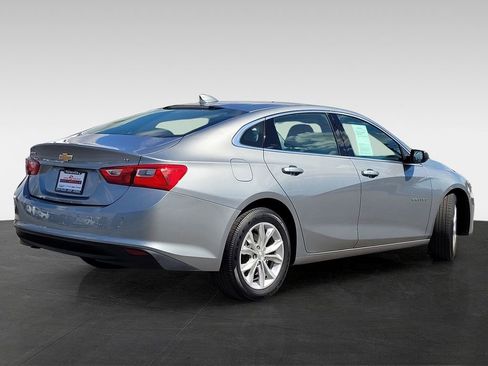 Used 2024 Chevrolet Malibu LT FWD image 4