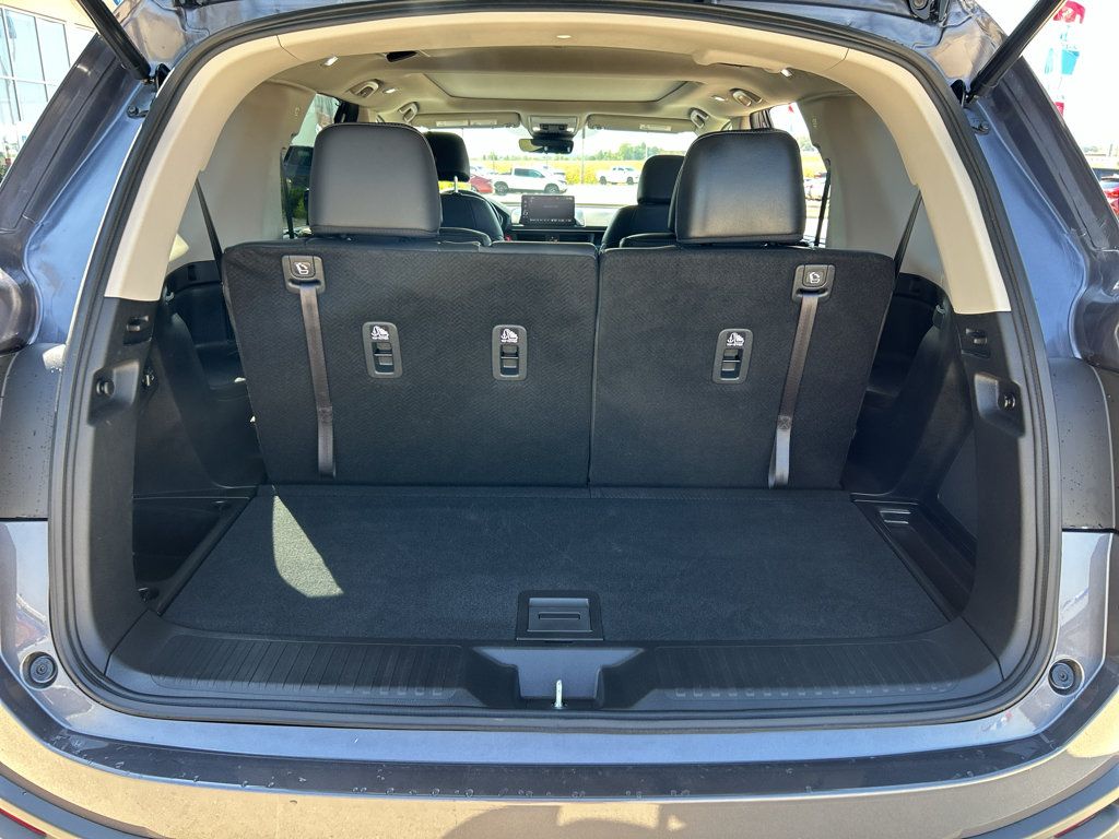 Used 2025 Honda Pilot Touring image 27