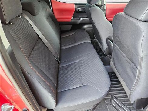 Used 2021 Toyota Tacoma SR5 RWD image 18
