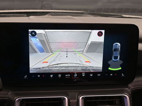 Used 2025 Ford Mustang Premium image 17