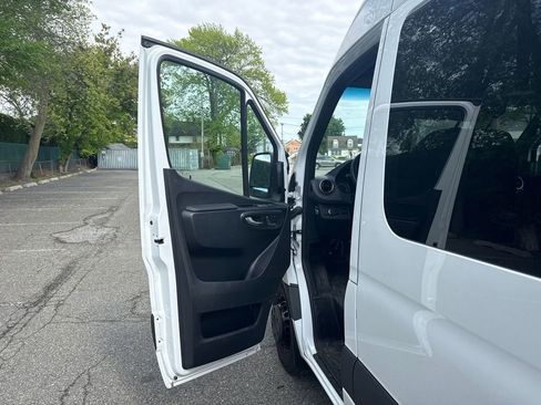 Used 2024 Mercedes-Benz Sprinter 3500 w/ Parking Package image 12