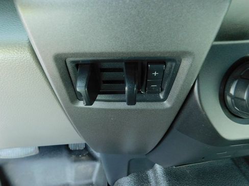 Used 2022 Ford F550 4x4 Crew Cab Super Duty w/ Power Equipment Group image 23