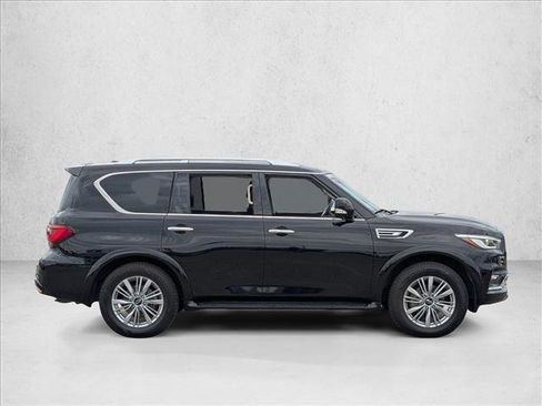 Used 2021 INFINITI QX80 Luxe image 4