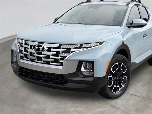 Used 2023 Hyundai Santa Cruz SEL w/ Activity Package FWD image 5