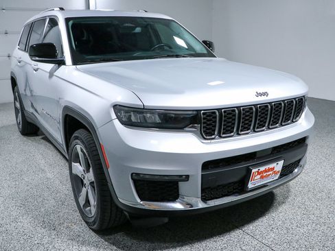 Used 2021 Jeep Grand Cherokee L Limited RWD image 5