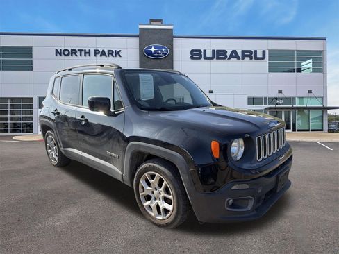 Used 2015 Jeep Renegade Latitude FWD image 1